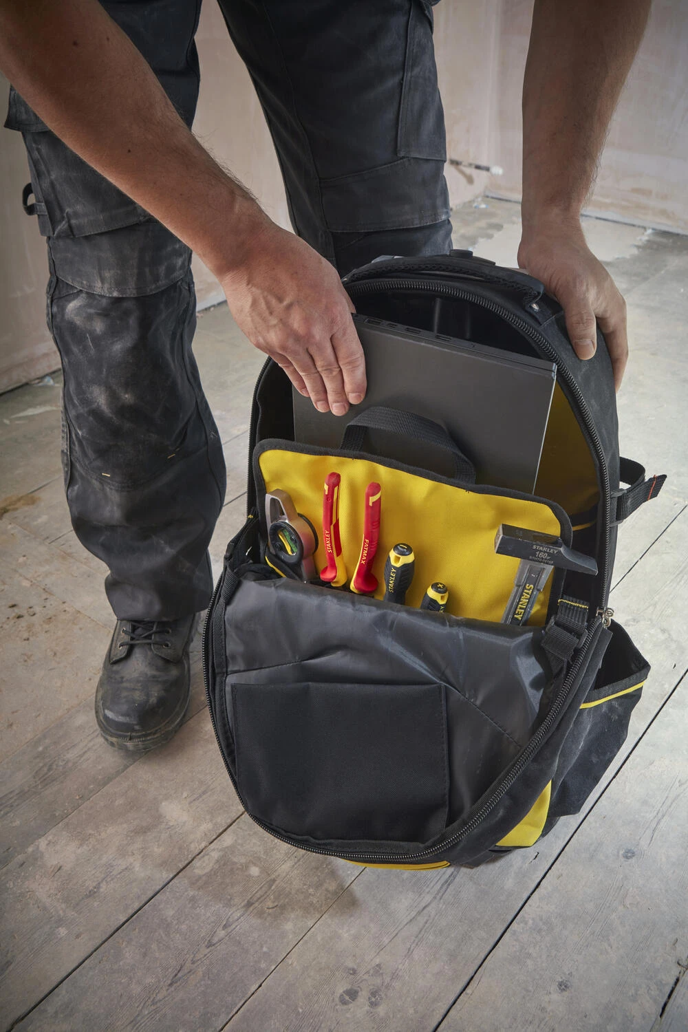 Stanley FatMax Gereedschaps-Rugzak Met Wielen 11 Stanley FatMax Gereedschaps-Rugzak Met Wielen - Afbeelding 11