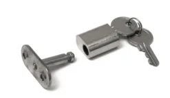 Cilinderslot Voor Uitzetijzer / Gelijksluitend Op Sleutelnummer 111 / Massief Messing Vernikkeld