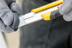 Stanley Afbreekmes Met Schroef -Stanley Verkoopwinkel FMHT10330 0 A6 resized 1500 1500 300 rgb jpg