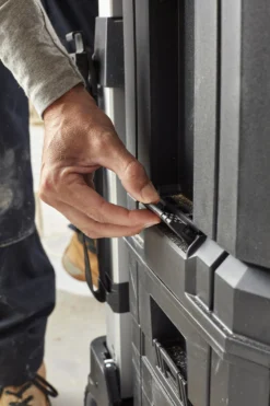 Stanley Tstak Diepe Gereedschapskoffer 25L -Stanley Verkoopwinkel FMST1 71971 A5 resized 1500 1500 300 rgb jpg