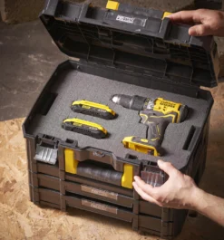 Stanley Tstak Schuimrubber -Stanley Verkoopwinkel FMST1 72365 A4 resized 1500 1500 300 rgb jpg